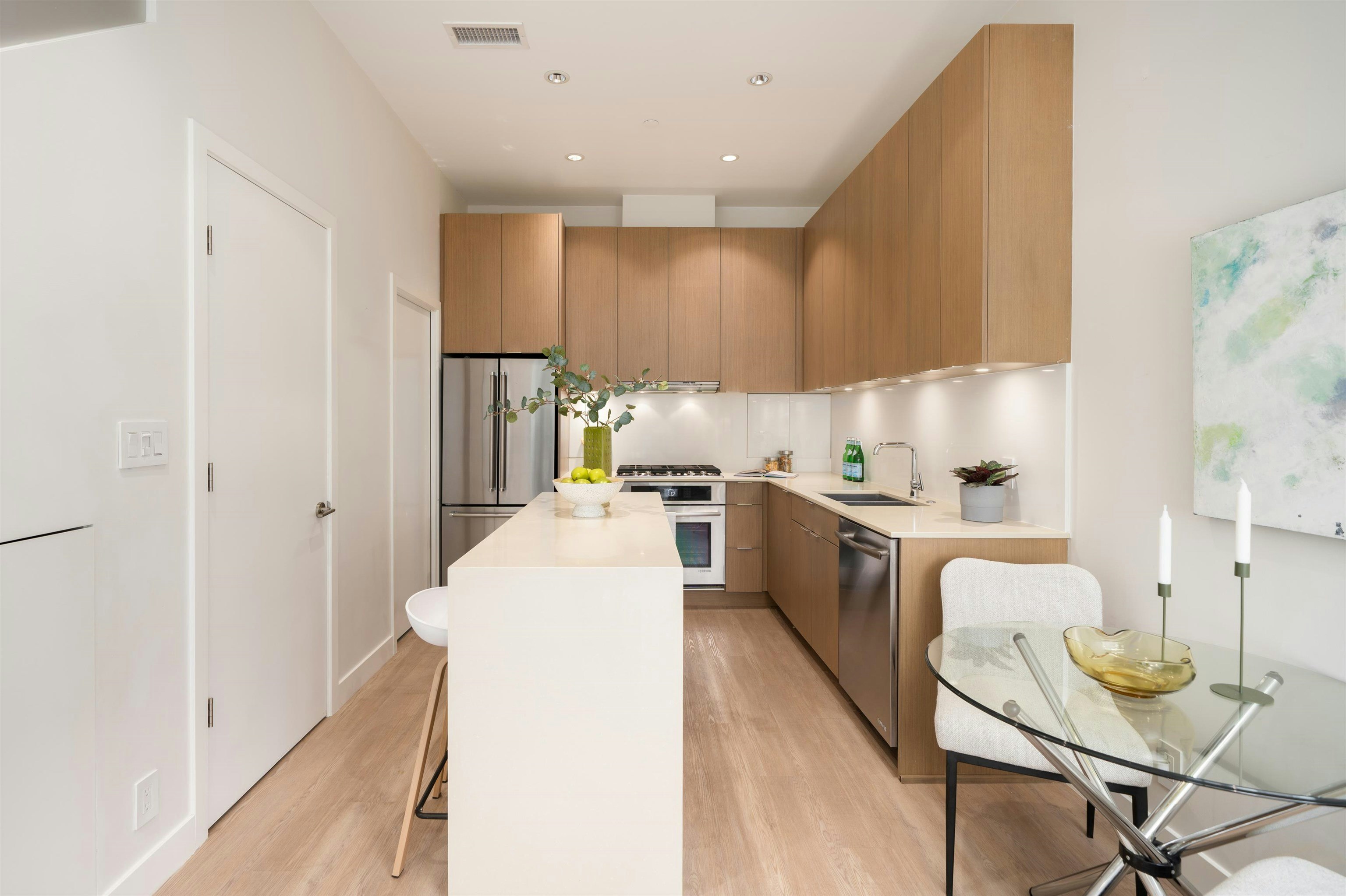 149 E 1st Avenue, Vancouver, BC, V6A 0E8 - 6