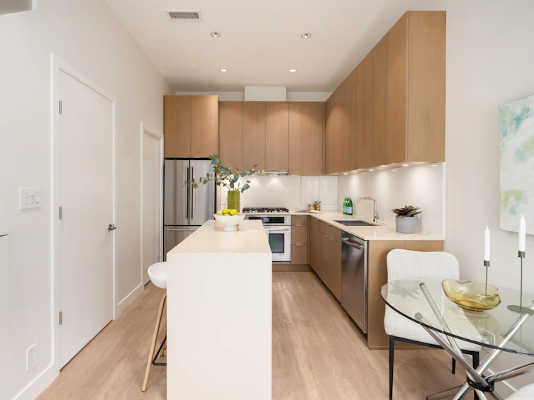 149 E 1st Avenue, Vancouver, BC, V6A 0E8 - 6
