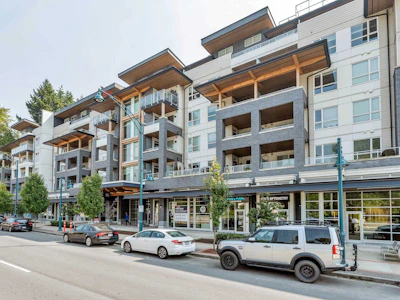 419-3229 St. Johns Street - 2