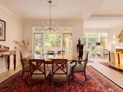 327-6505 3 Avenue - 4