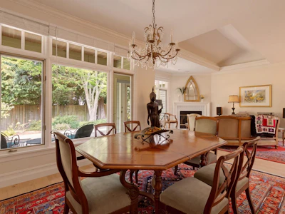 327-6505 3 Avenue - 3