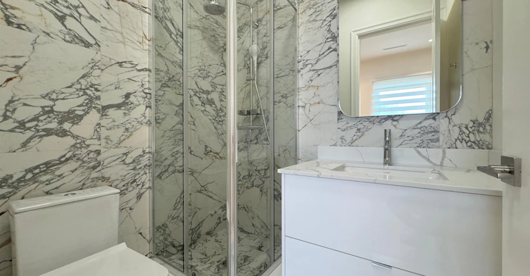 10480 No 4 Road, Richmond, BC, V7A 2Z7 - 3
