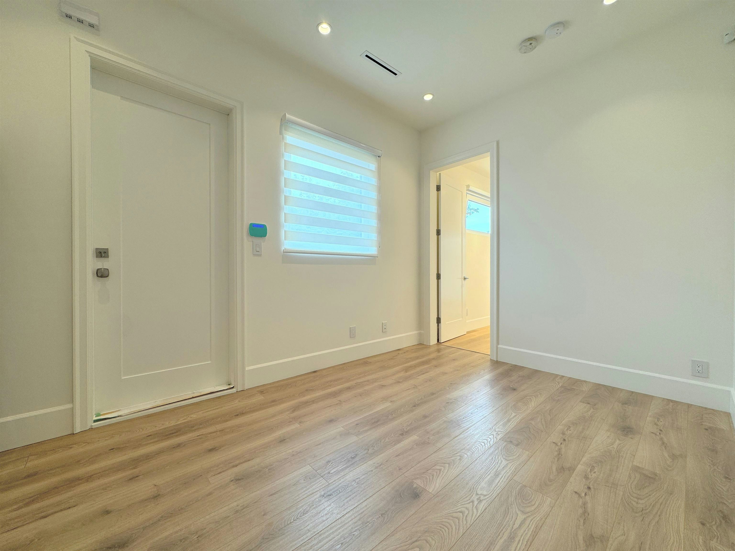 10480 No 4 Road, Richmond, BC, V7A 2Z7 - 2