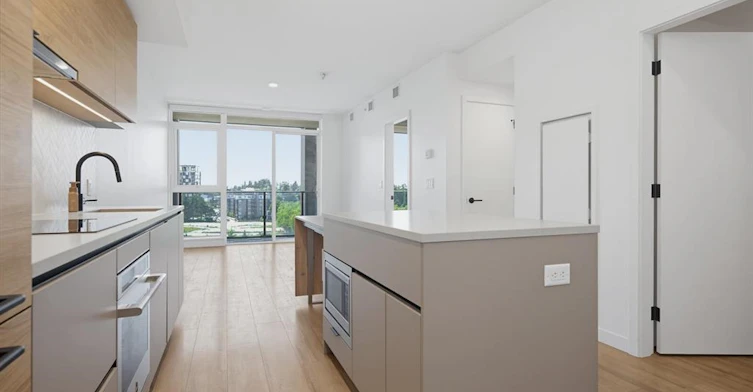15XX-13428 105 Avenue, Surrey, BC, V3T 0S6 - 5