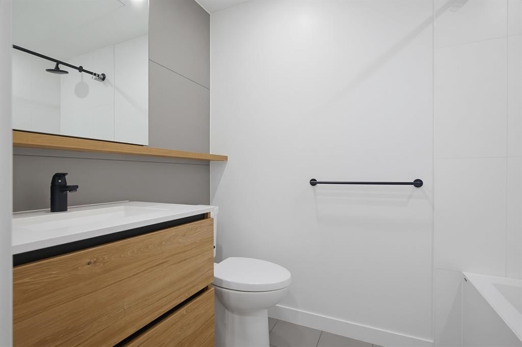 15XX-13428 105 Avenue, Surrey, BC, V3T 0S6 - 9