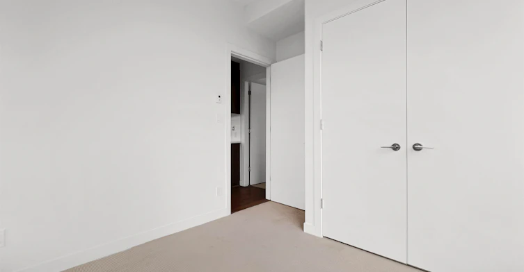 10xx-9060 University Crescent, Burnaby, BC, V5A 0E1 - 7