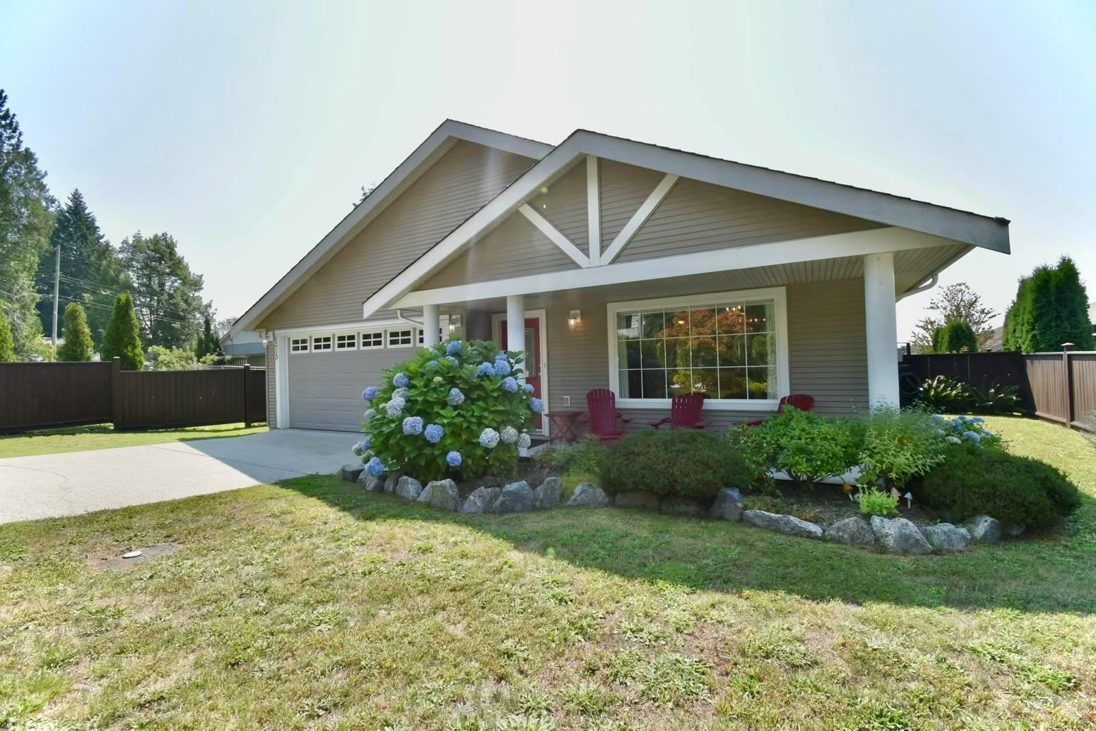 6315 Tower Road, Sechelt, BC, V7Z 0T7