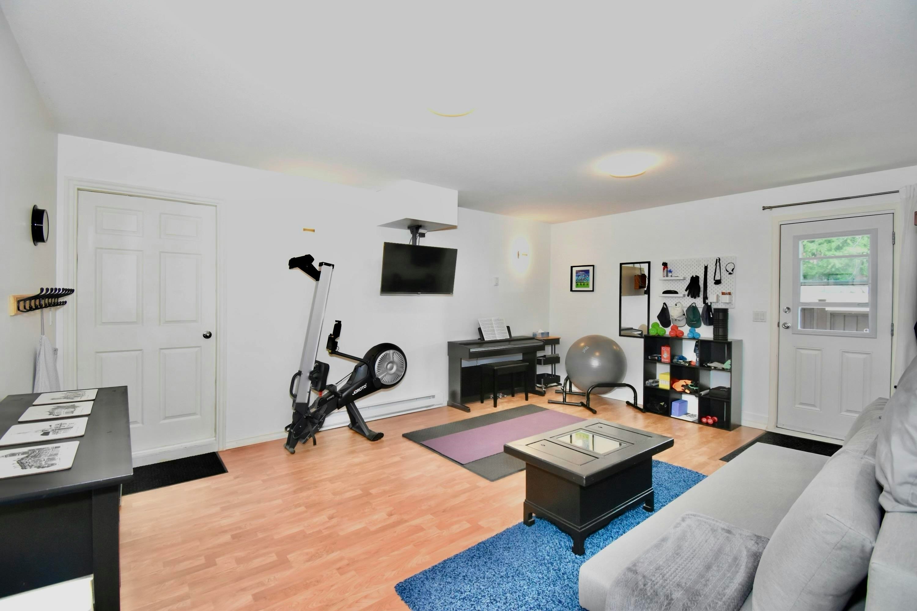 6315 Tower Road, Sechelt, BC, V7Z 0T7 - 28