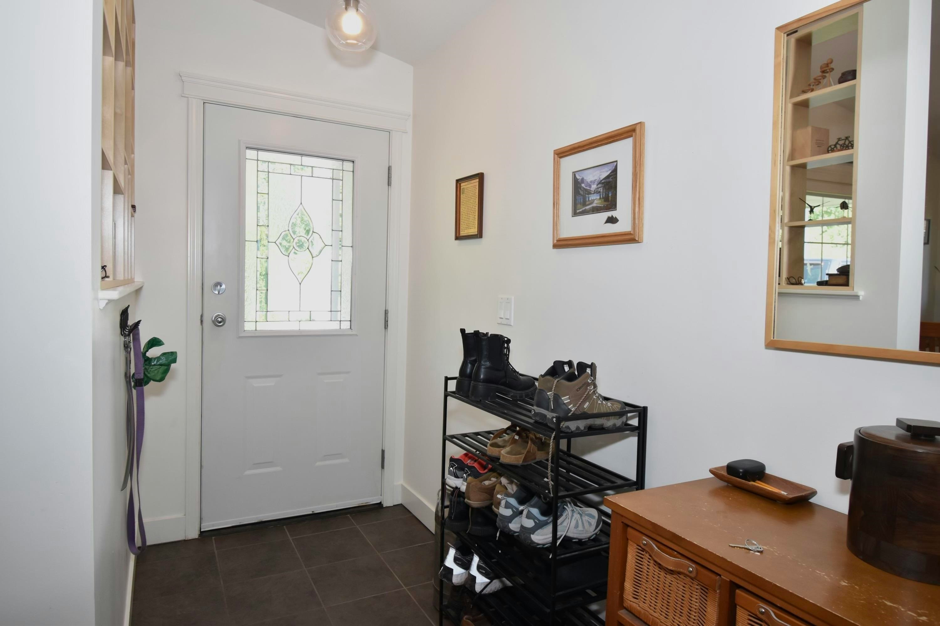 6315 Tower Road, Sechelt, BC, V7Z 0T7 - 6