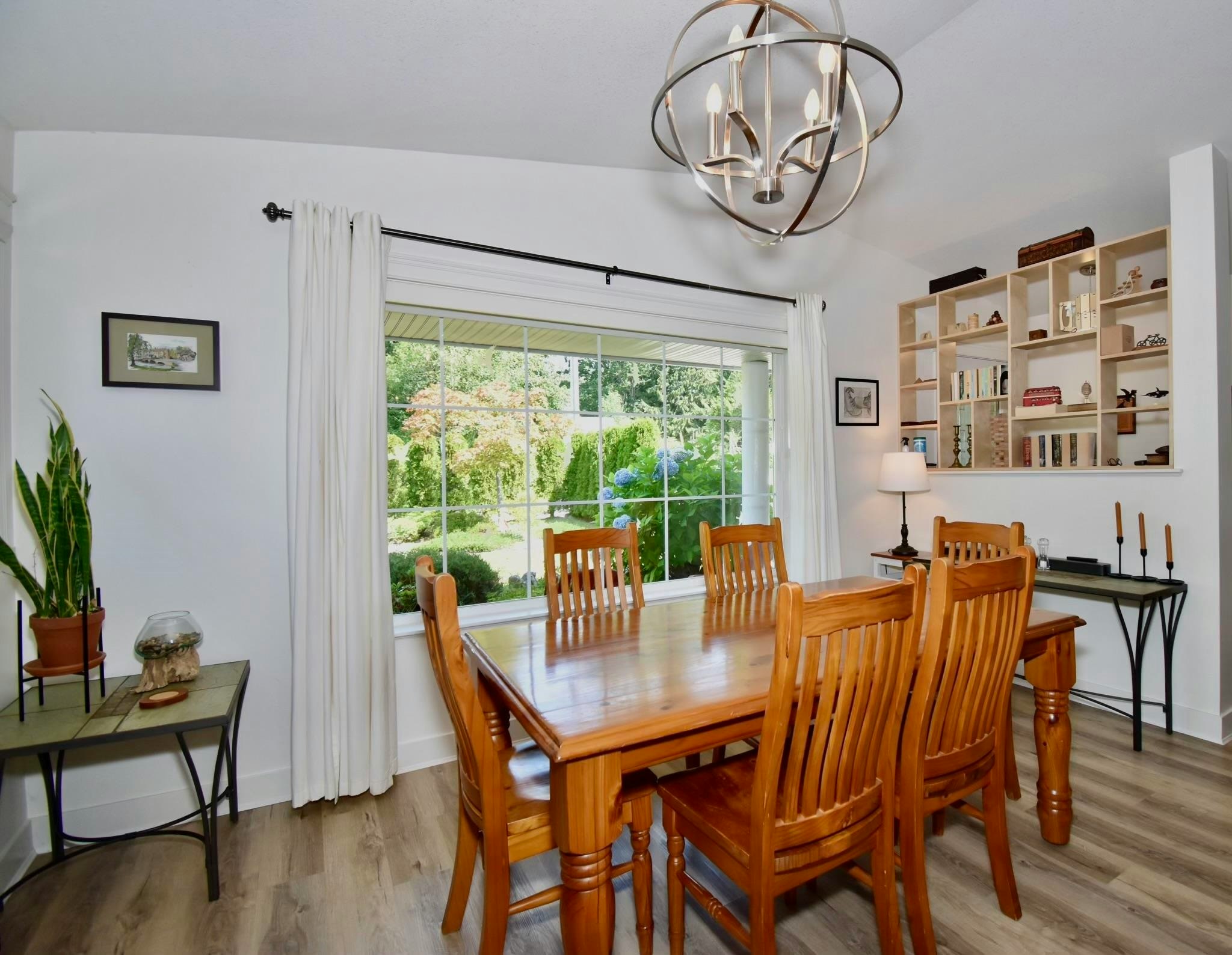 6315 Tower Road, Sechelt, BC, V7Z 0T7 - 8