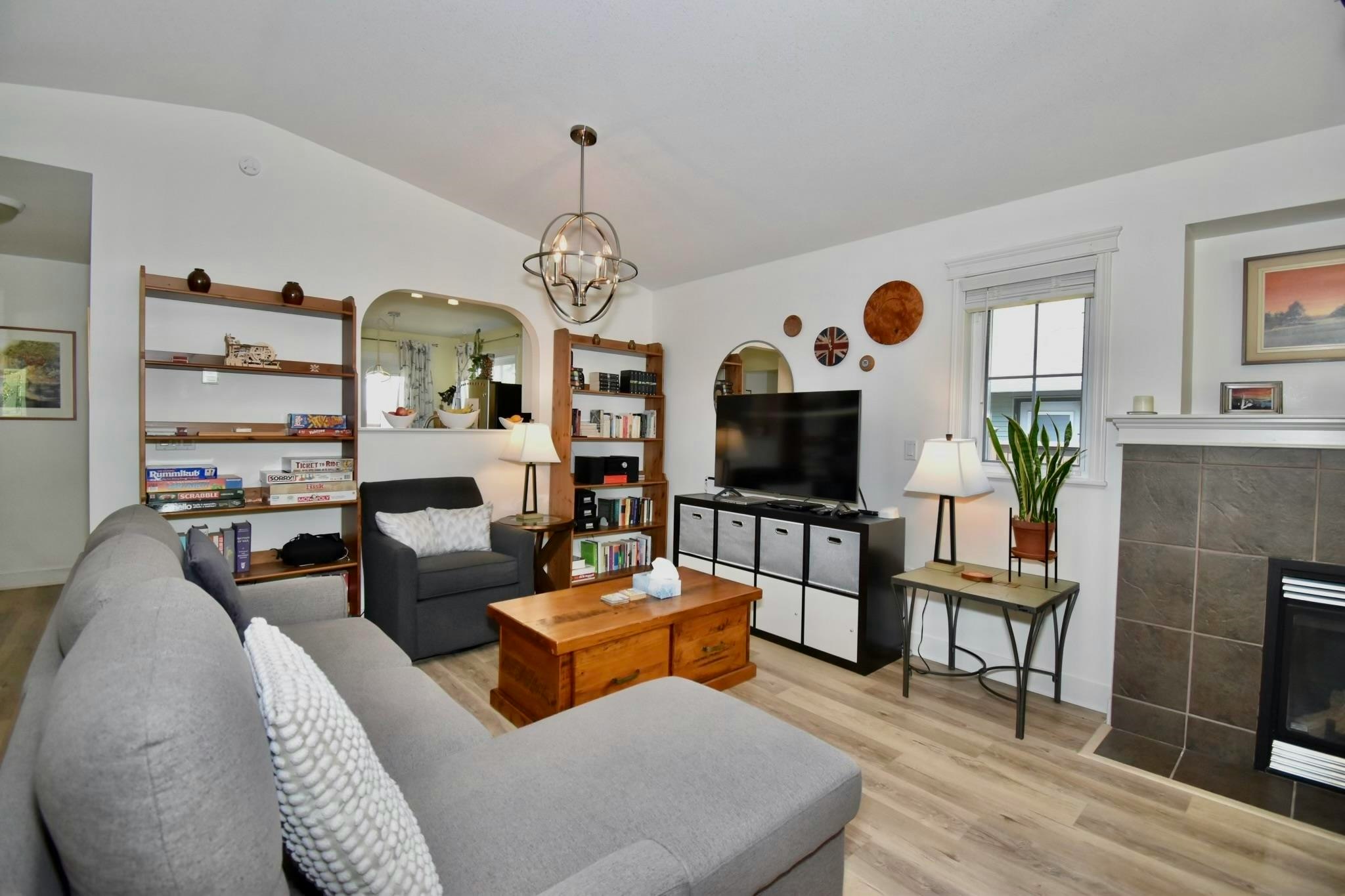 6315 Tower Road, Sechelt, BC, V7Z 0T7 - 10
