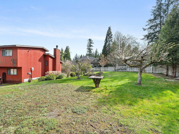 13201 23a Avenue, Surrey, BC, V4A 9W5 - 13