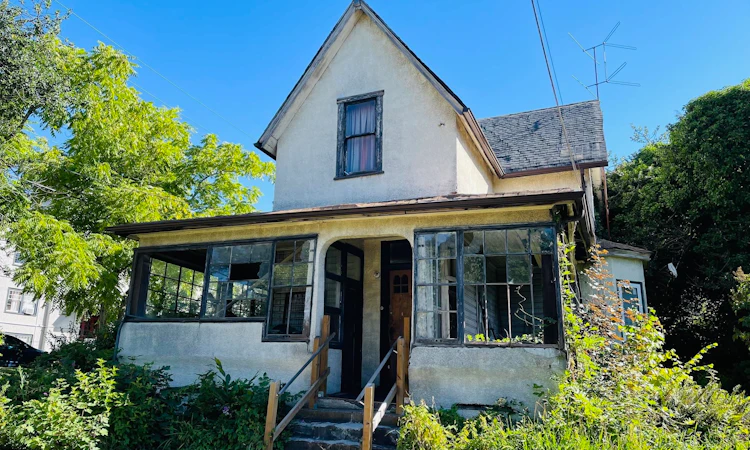 239 Fourth Street