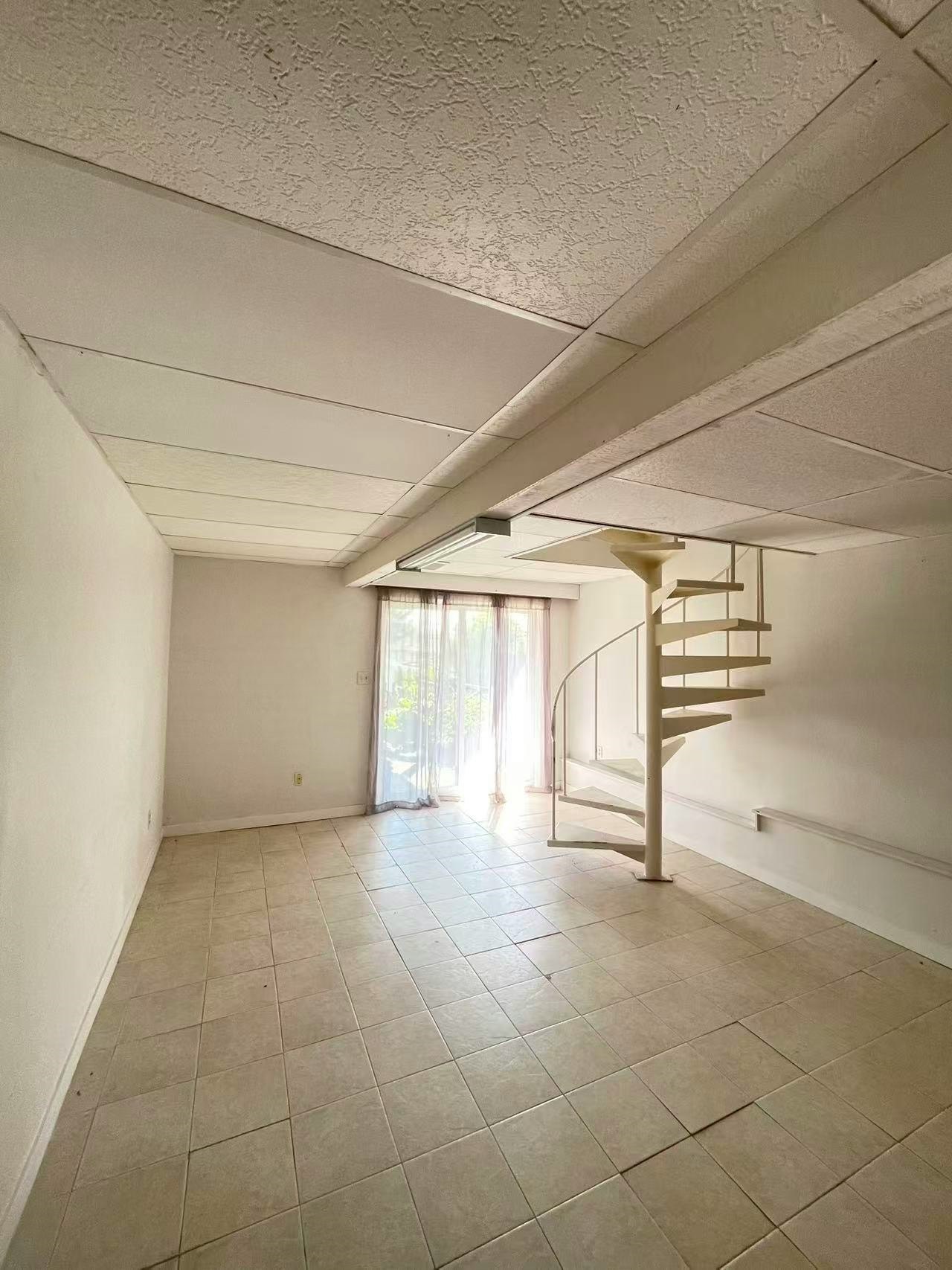 100 Sea Avenue, Burnaby, BC, V5B 3W6 - 8