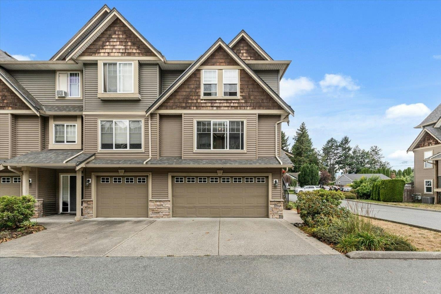 19-8830 Nowell Street, Chilliwack, BC, V2P 0A6 - 2