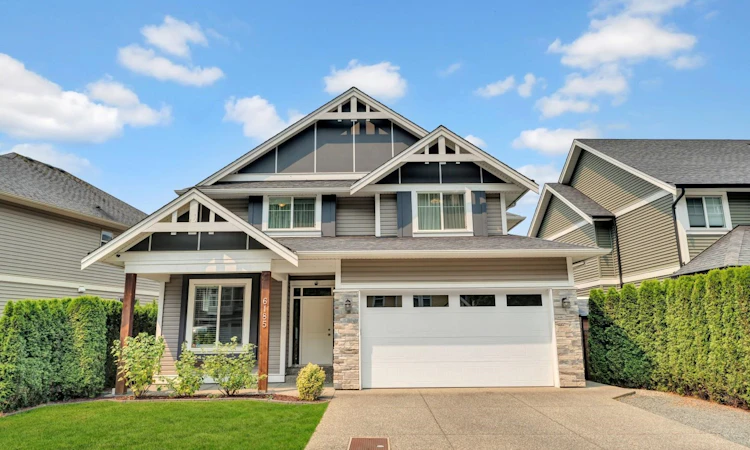 6185 Rexford Drive