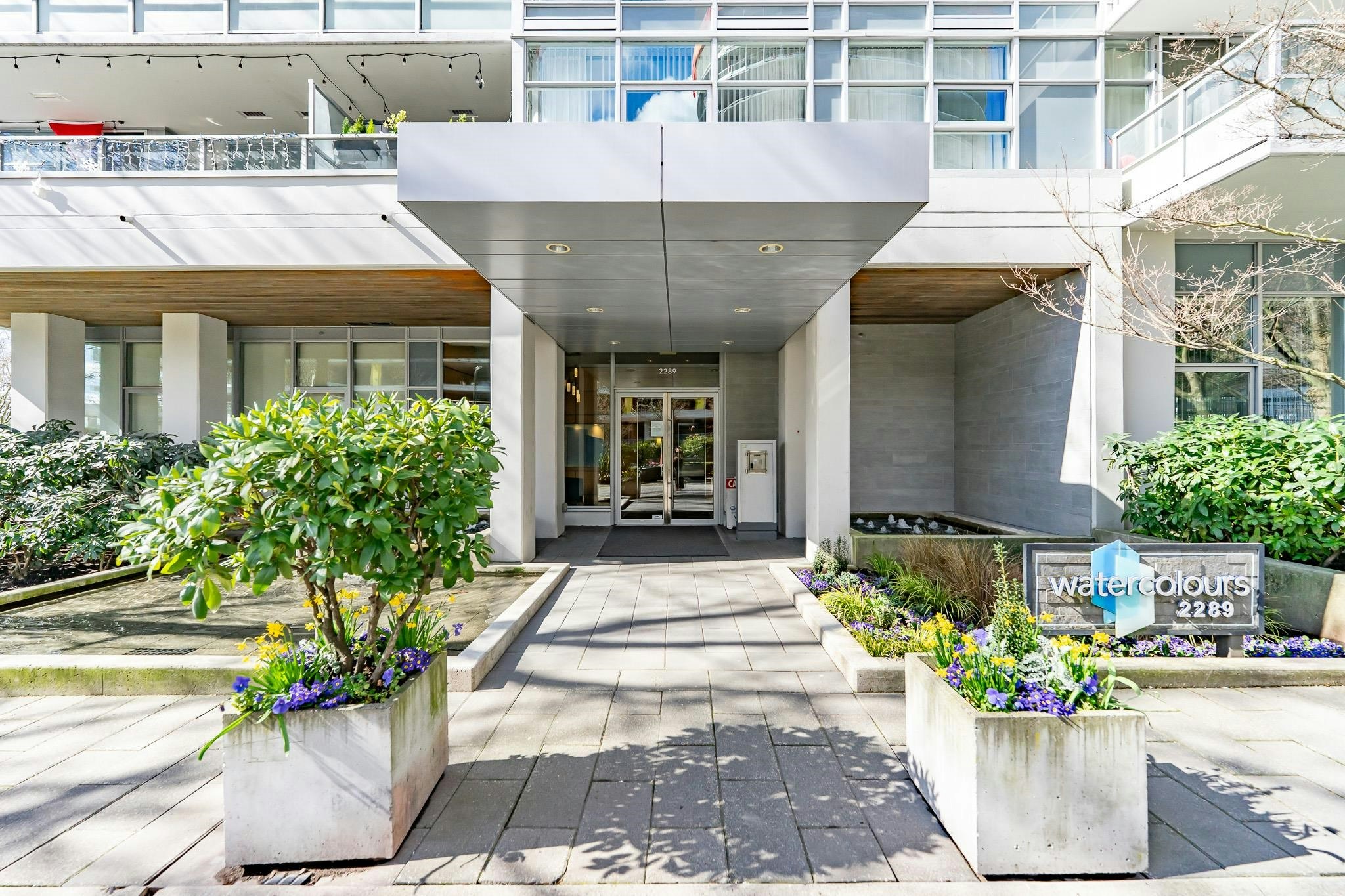2703-2289 Yukon Crescent, Burnaby, BC, V5C 0B2