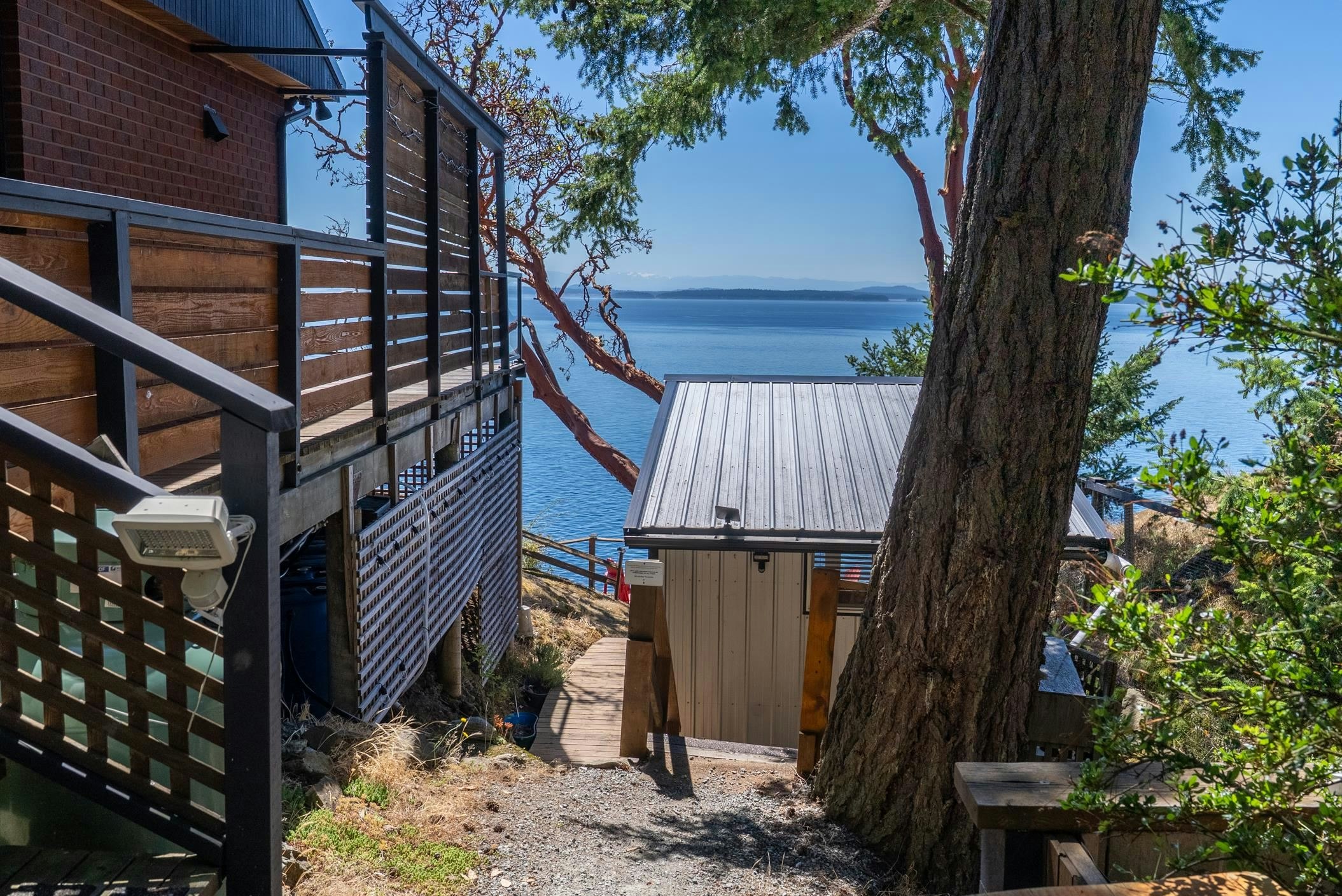 7918 Swanson View Drive, Pender Island, BC, V0N 2M2 - 24