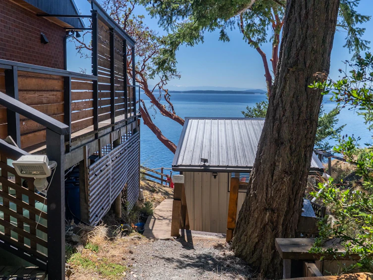 7918 Swanson View Drive, Pender Island, BC, V0N 2M2 - 24