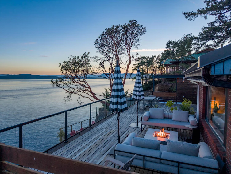 7918 Swanson View Drive, Pender Island, BC, V0N 2M2