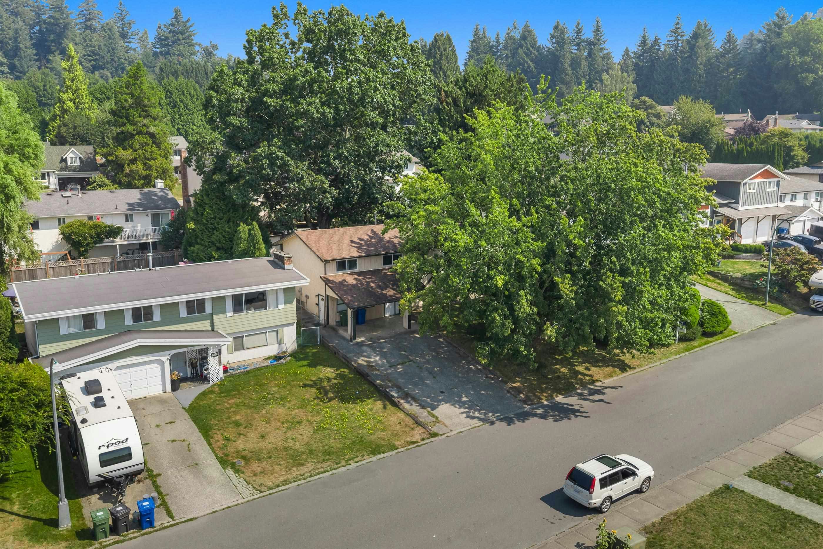 34855 Mcleod Avenue, Abbotsford, BC, V3G 1G9 - 39