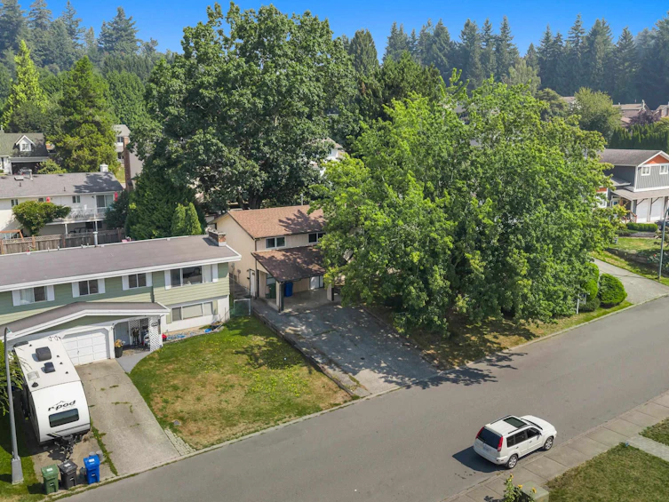 34855 Mcleod Avenue, Abbotsford, BC, V3G 1G9 - 39