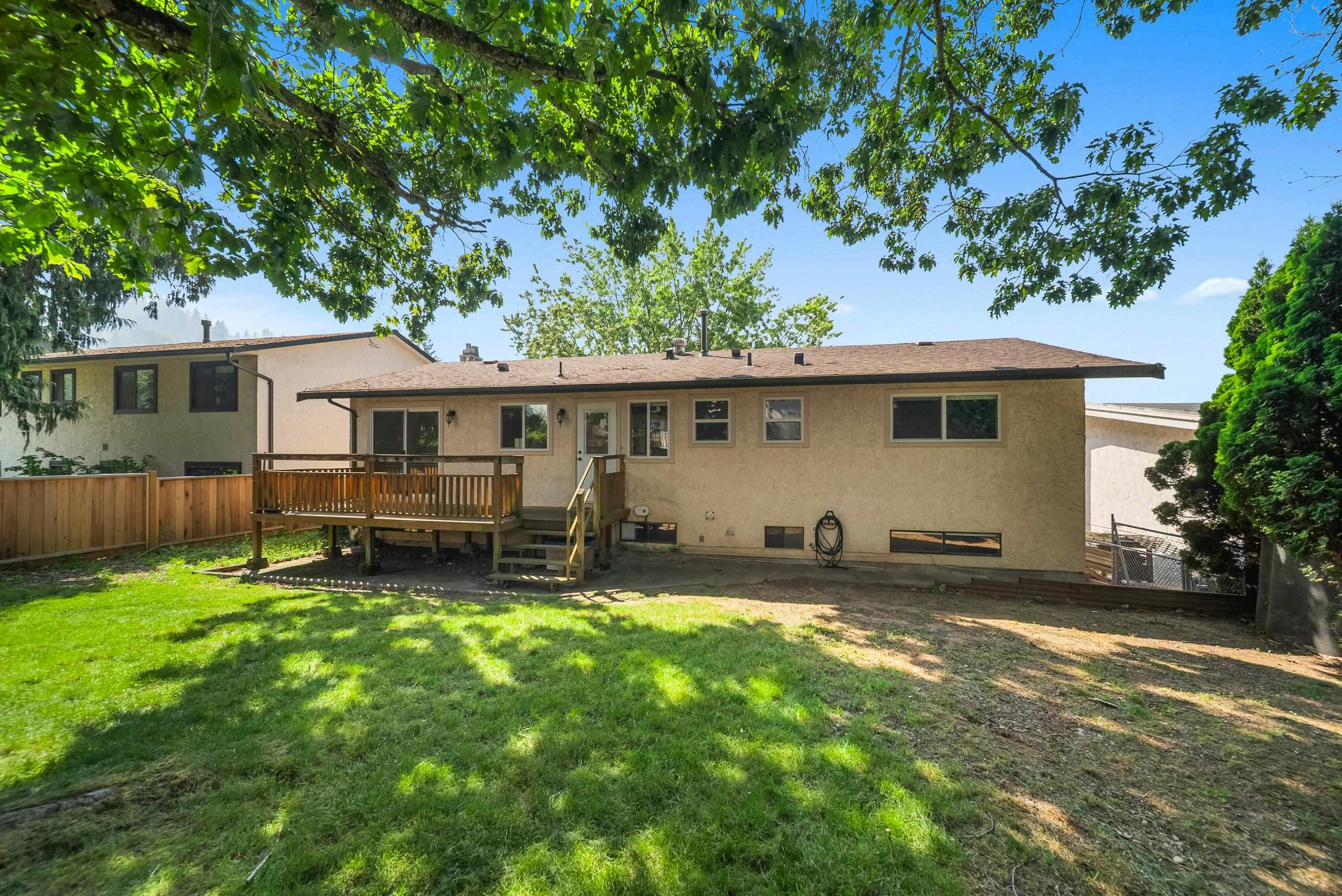 34855 Mcleod Avenue, Abbotsford, BC, V3G 1G9 - 35