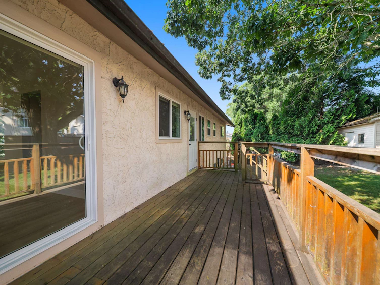 34855 Mcleod Avenue, Abbotsford, BC, V3G 1G9 - 38
