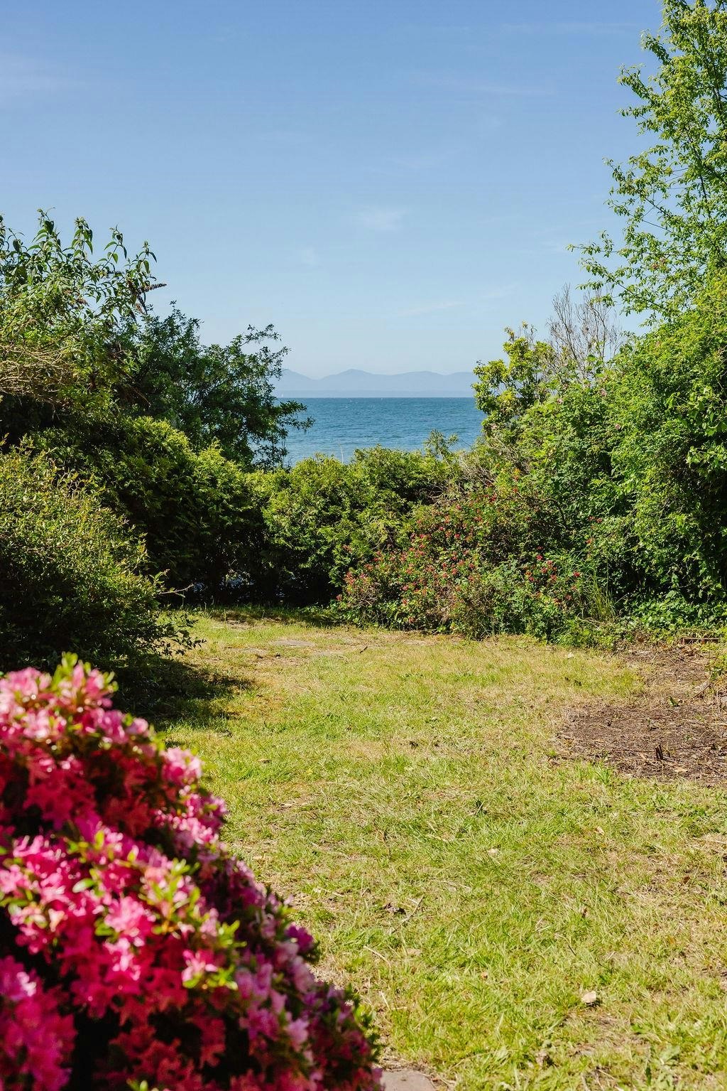 2867 Lower Road, Roberts Creek, BC, V0N 2W6 - 27