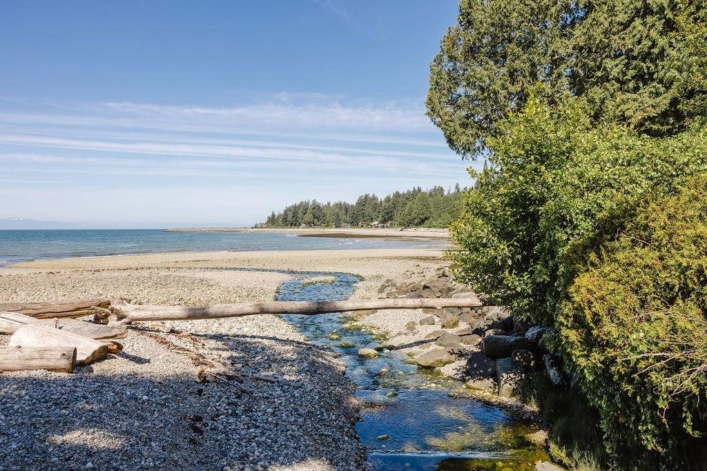 2867 Lower Road, Roberts Creek, BC, V0N 2W6 - 34