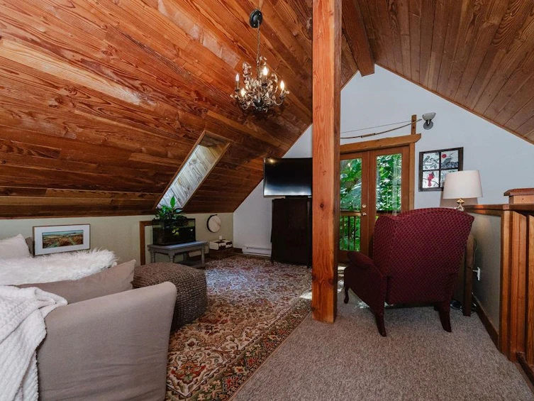 2867 Lower Road, Roberts Creek, BC, V0N 2W6 - 16