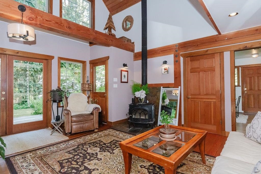 2867 Lower Road, Roberts Creek, BC, V0N 2W6 - 5