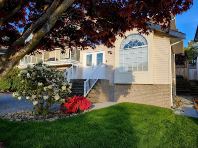 1252 Dewar Way - 2
