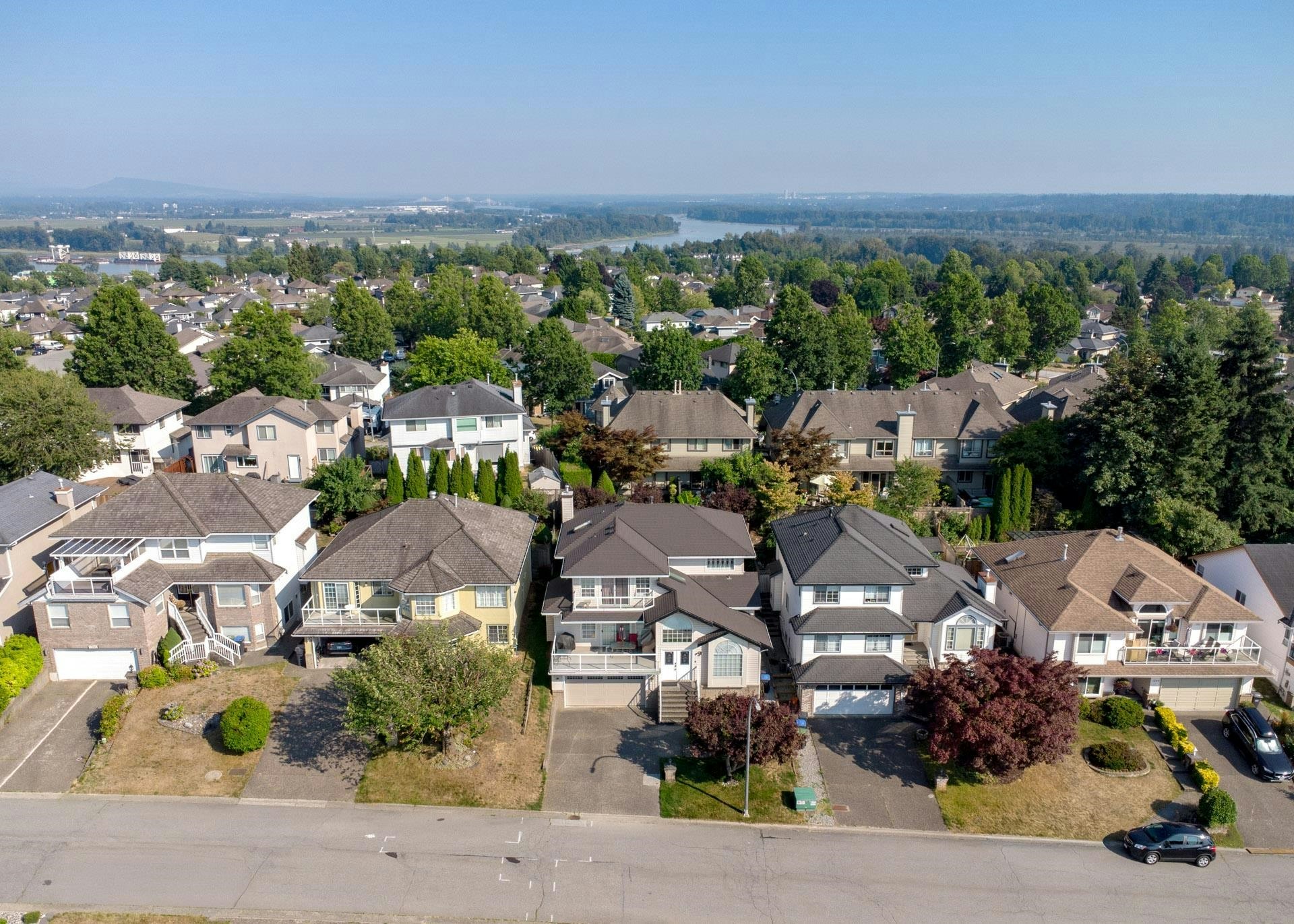 1252 Dewar Way - 5