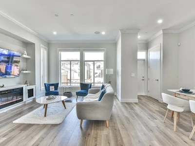 19647 74 Avenue - 4