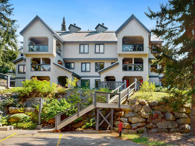 11-2556 Snowridge Crescent, Whistler, BC, V8E 0A6