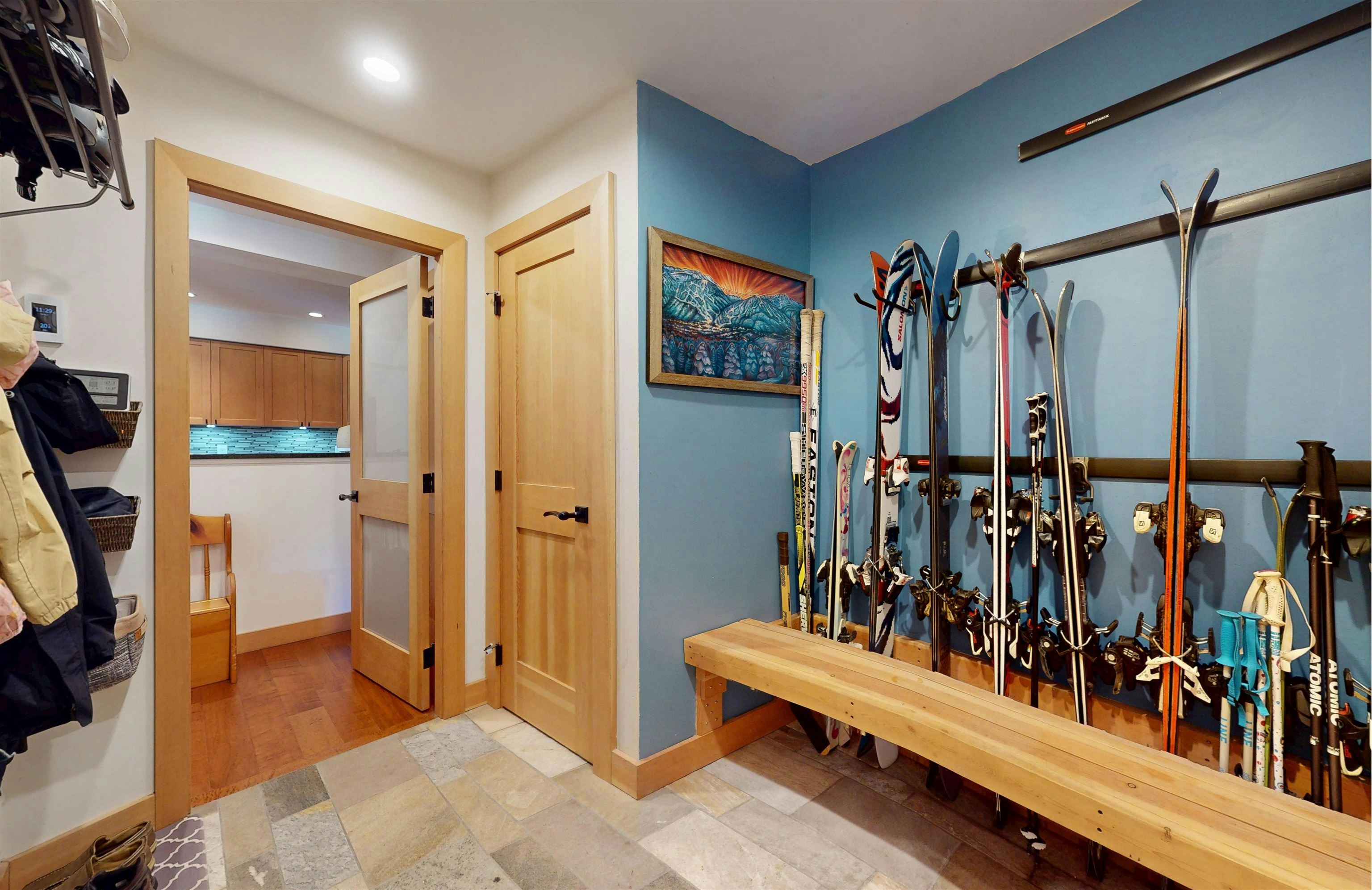 11-2556 Snowridge Crescent - 5
