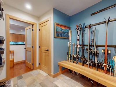 11-2556 Snowridge Crescent - 5