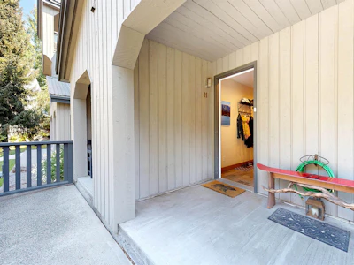 11-2556 Snowridge Crescent - 3