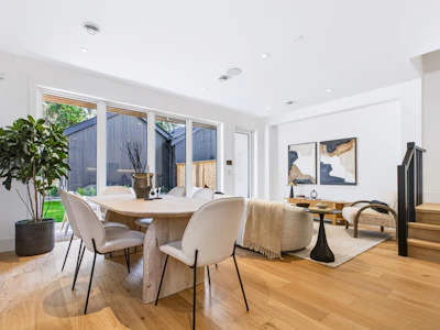 1514 Farrell Crescent - 4