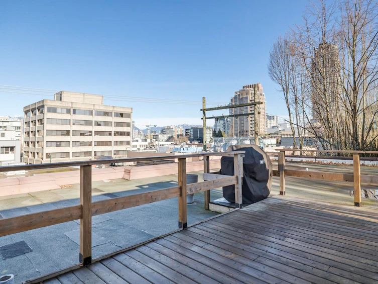 205-1695 W 10th Avenue, Vancouver, BC, V6J 2A2 - 19