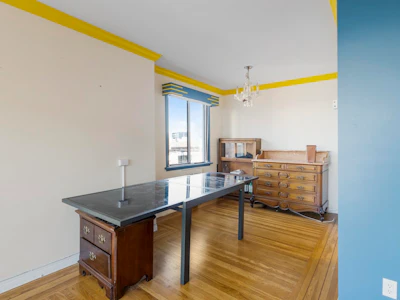 205-1695 W 10th Avenue - 4