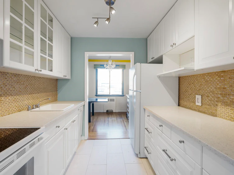 205-1695 W 10th Avenue, Vancouver, BC, V6J 2A2 - 8