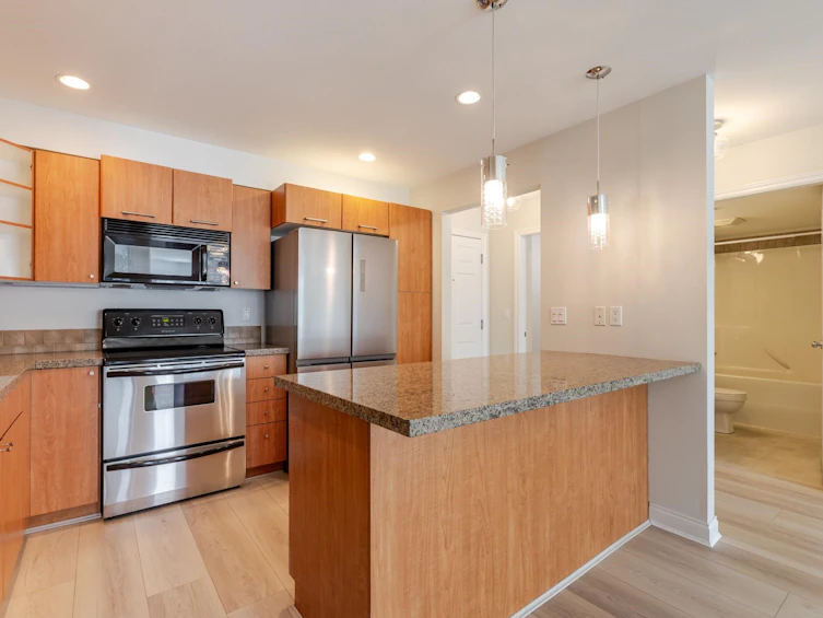 311-5438 198 Street, Langley, BC, V3A 1G2 - 17