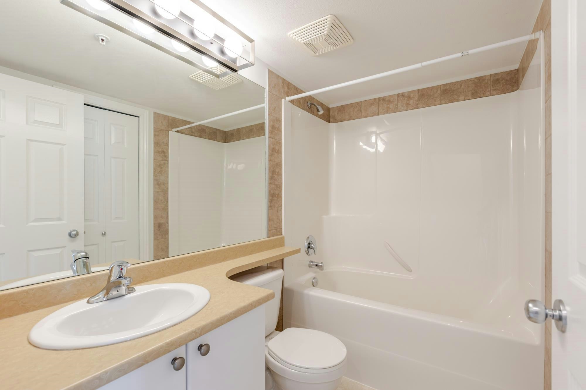 311-5438 198 Street, Langley, BC, V3A 1G2 - 30