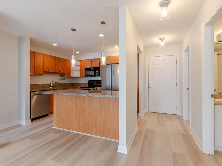 311-5438 198 Street, Langley, BC, V3A 1G2 - 9