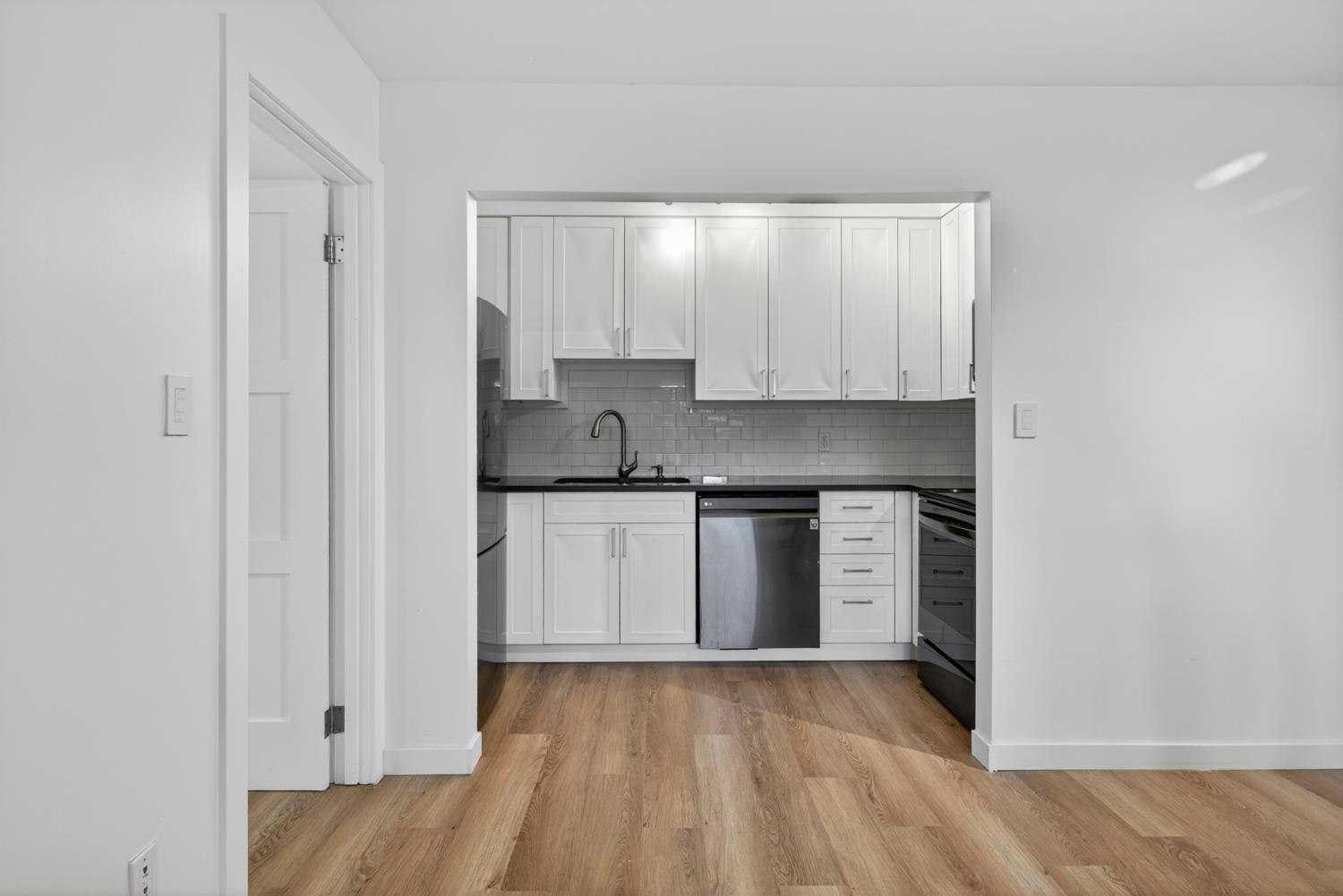 101-8645 Osler Street - 5