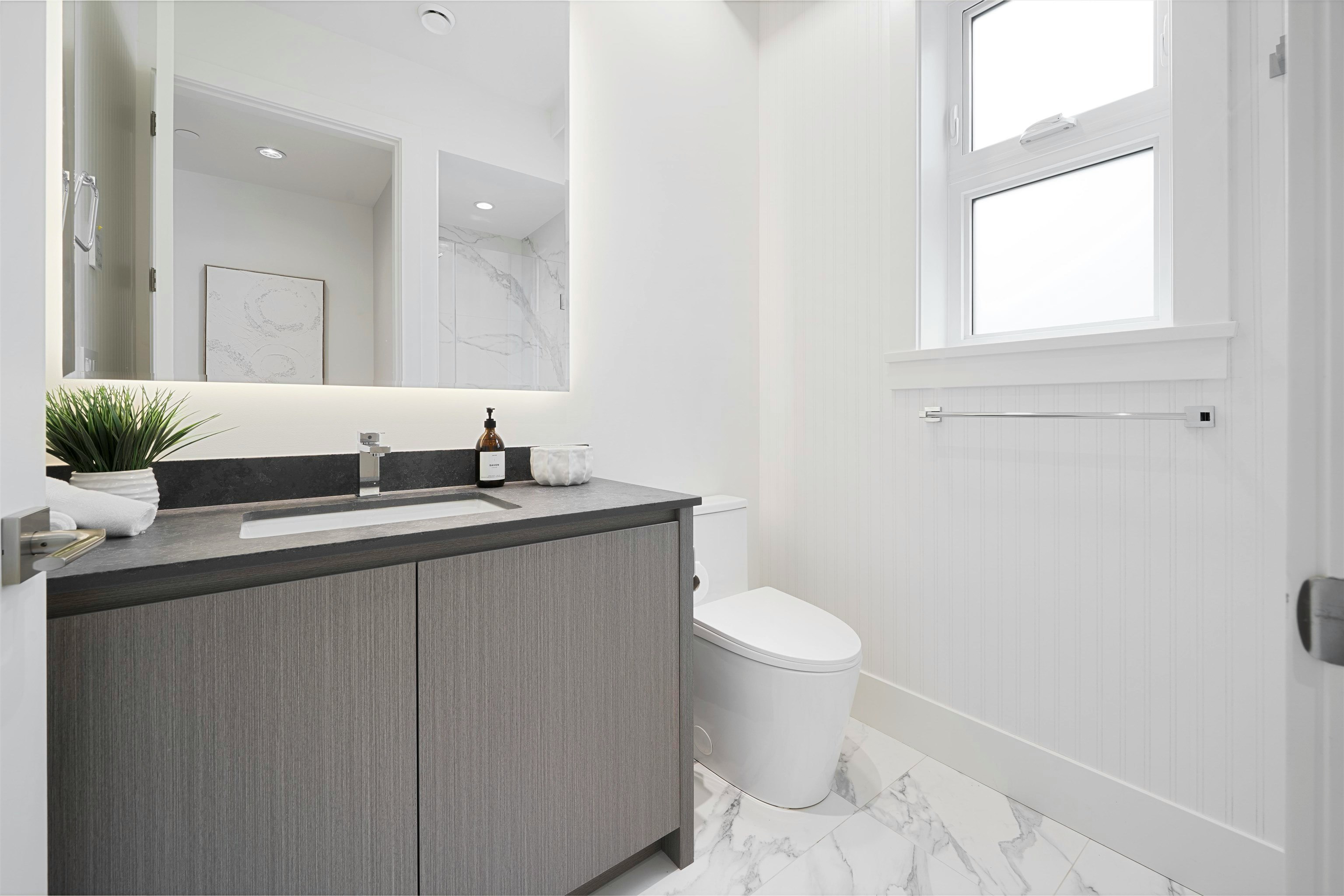 2-1958 W 60th Avenue, Vancouver, BC, V6P 2B1 - 10