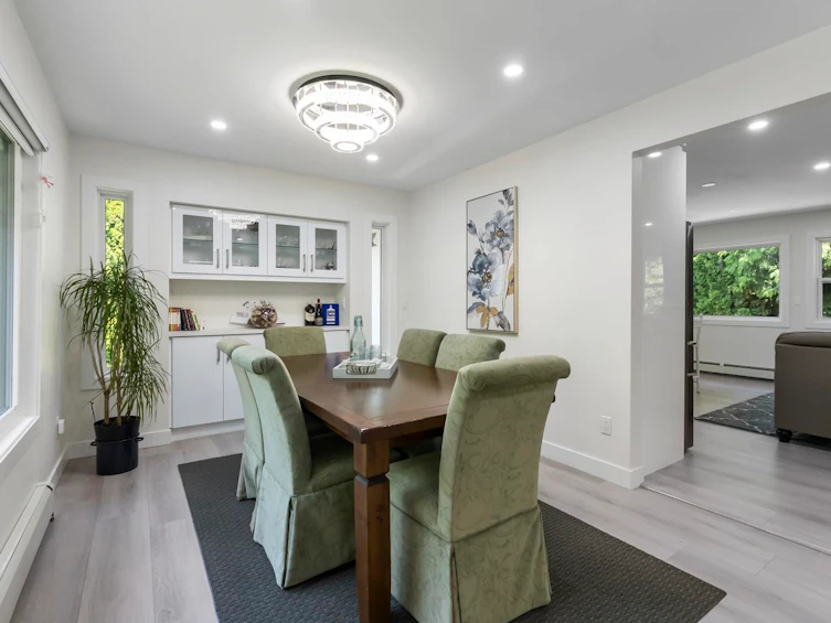 8034 166 Street, Surrey, BC, V4N 0H1 - 8