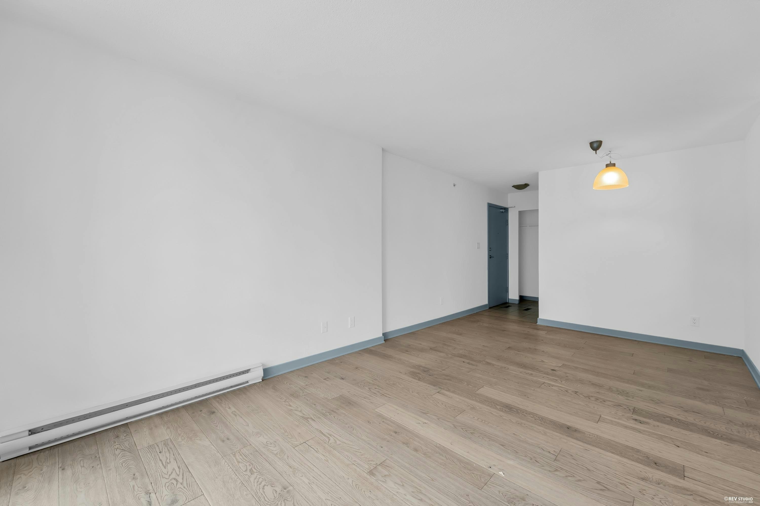 1106-1082 Seymour Street - 5
